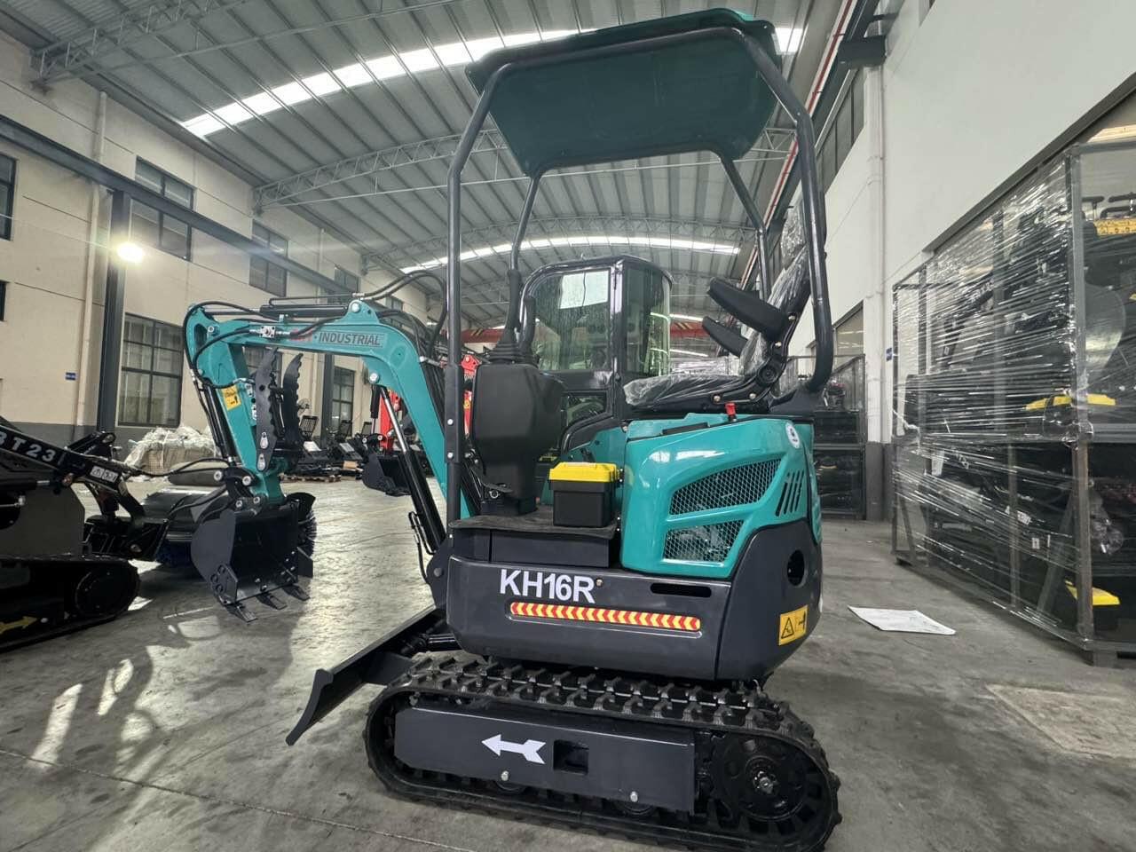 1 Ton, RATO Mini Small Excavator w/ Hydraulic Thumb | AGT-KH16R - Image 5